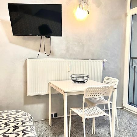 바르샤바 Bezagenta Oldtown2 Close To Metro 아파트 외부 사진