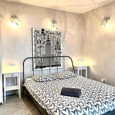바르샤바 Bezagenta Oldtown2 Close To Metro 아파트 외부 사진